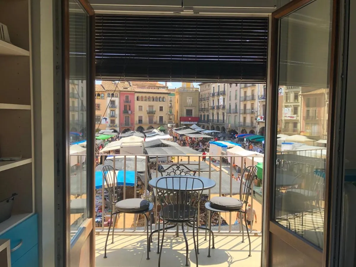Apartaments Vicus 3 Con Vistas A La Plaza Mayor De Vic 0*,  Spanien